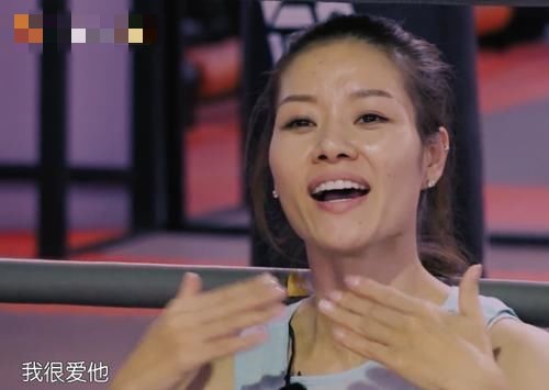 网球名将李娜为何情定姜山,李娜性格直率