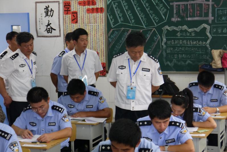 狱警年薪,狱警工资待遇与公安一样吗