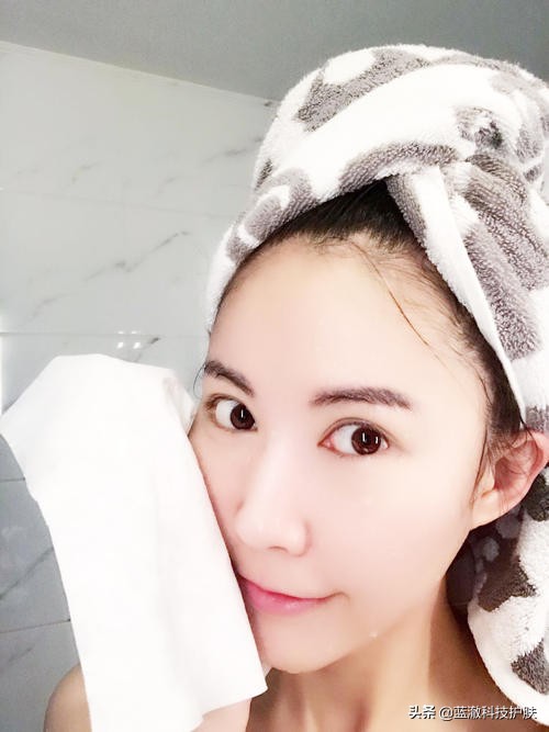 被痘痘践踏的自尊心有救了,坚持做好这五点,让你找回自信!