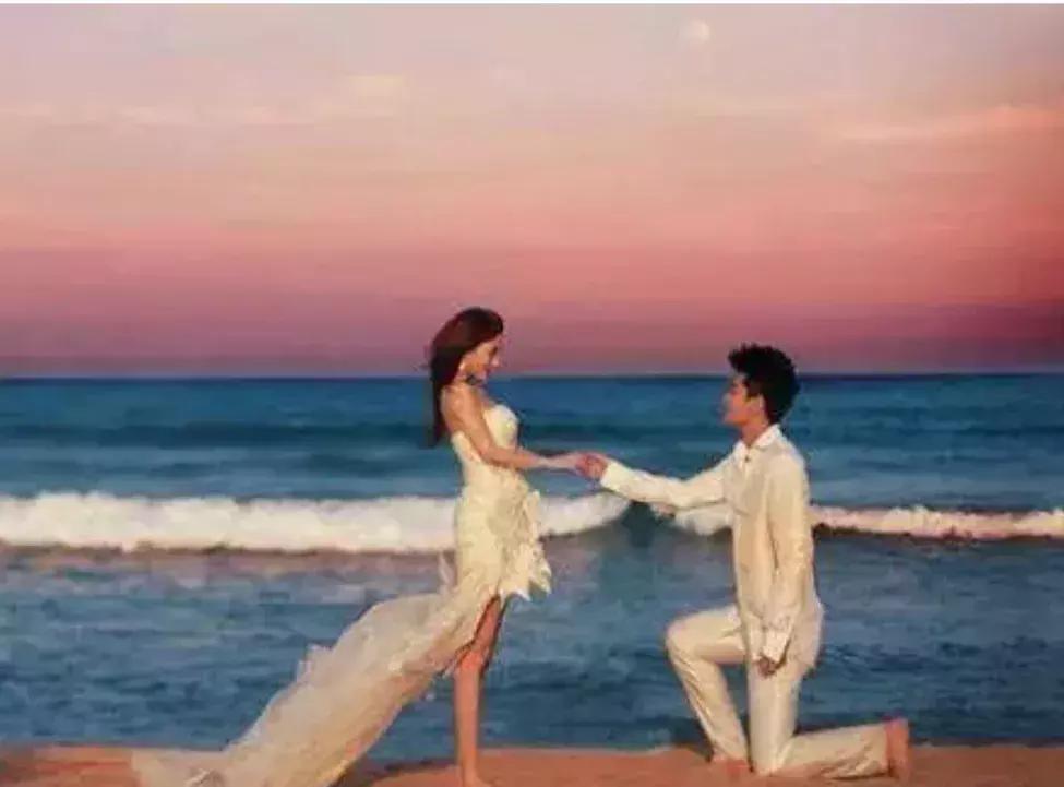 贾乃亮李小璐离婚的真正原因,贾乃亮李小璐离婚是否属实