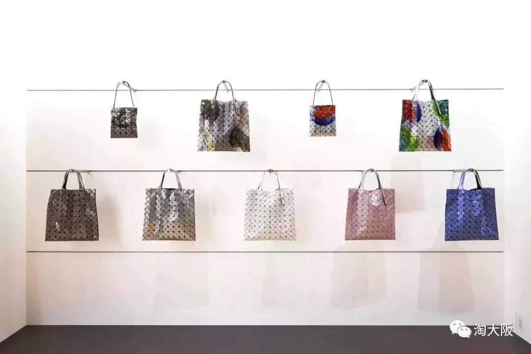 三宅一生baobao发布会,三宅一生钻石包樱花粉