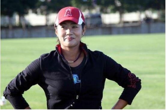 国足女神“黑珍珠”：黑暗时期独挑女足大梁，带领球队奔向胜利