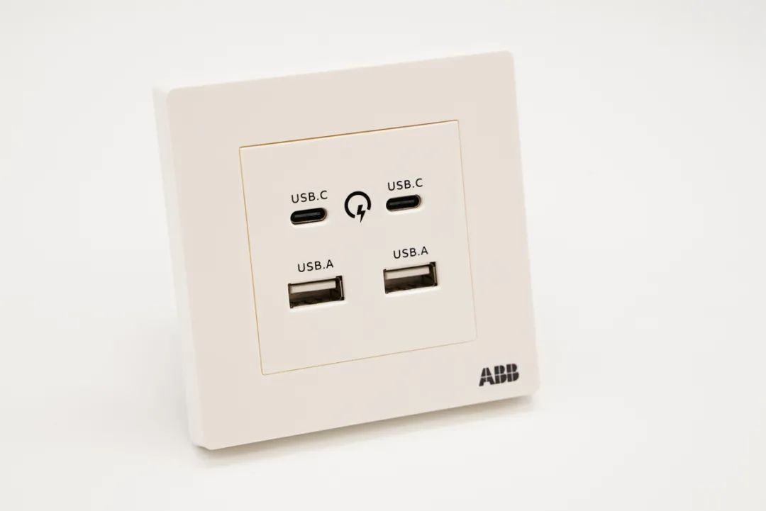 iphone13到底该不该买原装充电器,iphone13有没有充电器