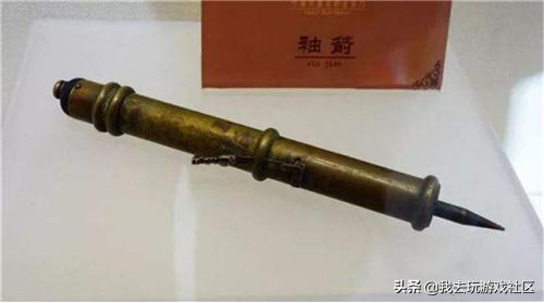 游戏中出现过的10种奇葩道具,那些既便宜又实用的游戏道具