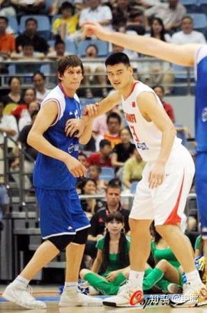 姚明湖人巅峰一战,姚明麦迪巅峰时期