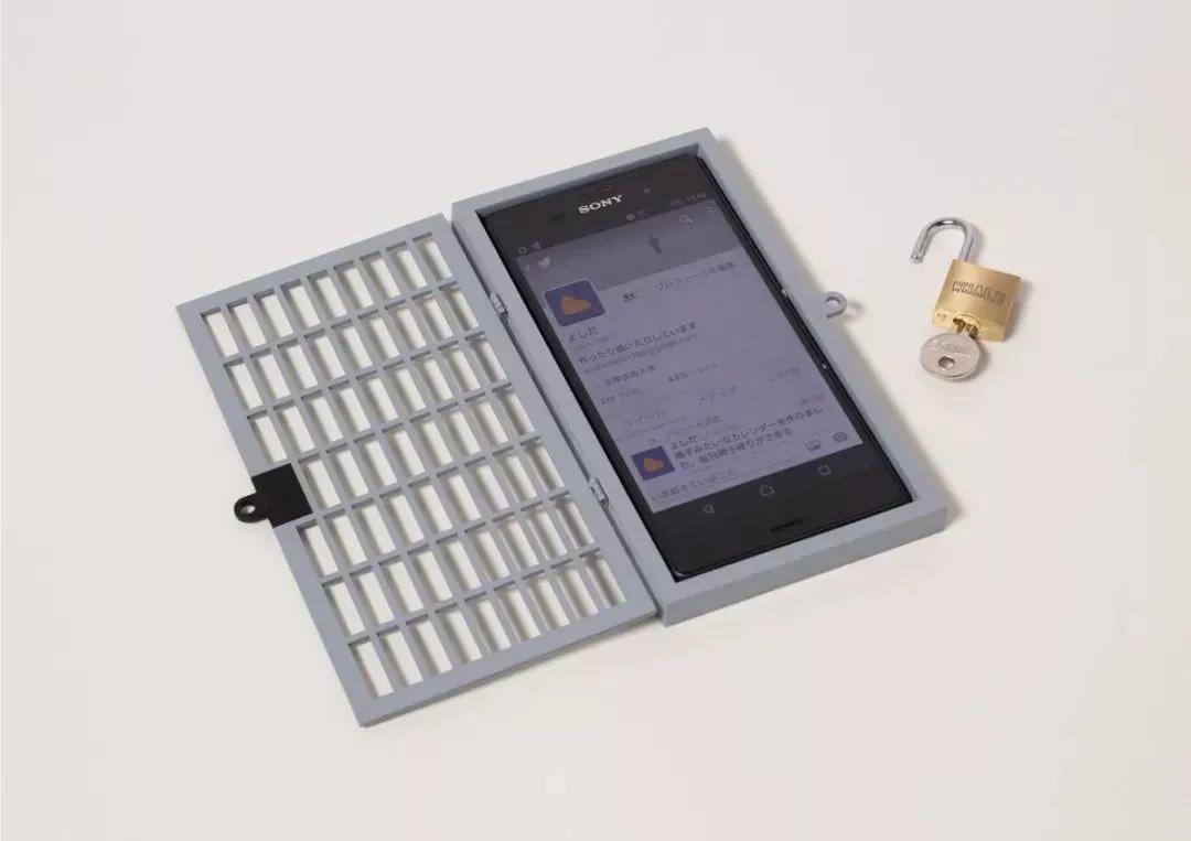 日本95后小哥靠“无用”设计走红！网友：好变态好喜欢