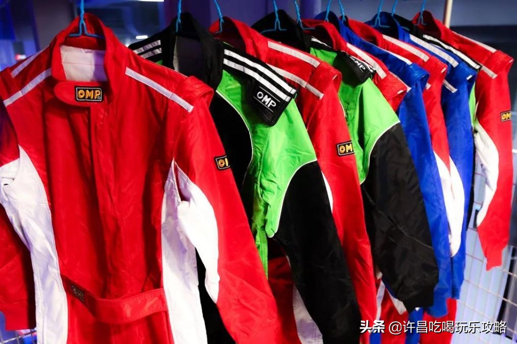 许昌科技广场下面竟然藏着一个卡丁车俱乐部,在朋友圈秒变酷盖