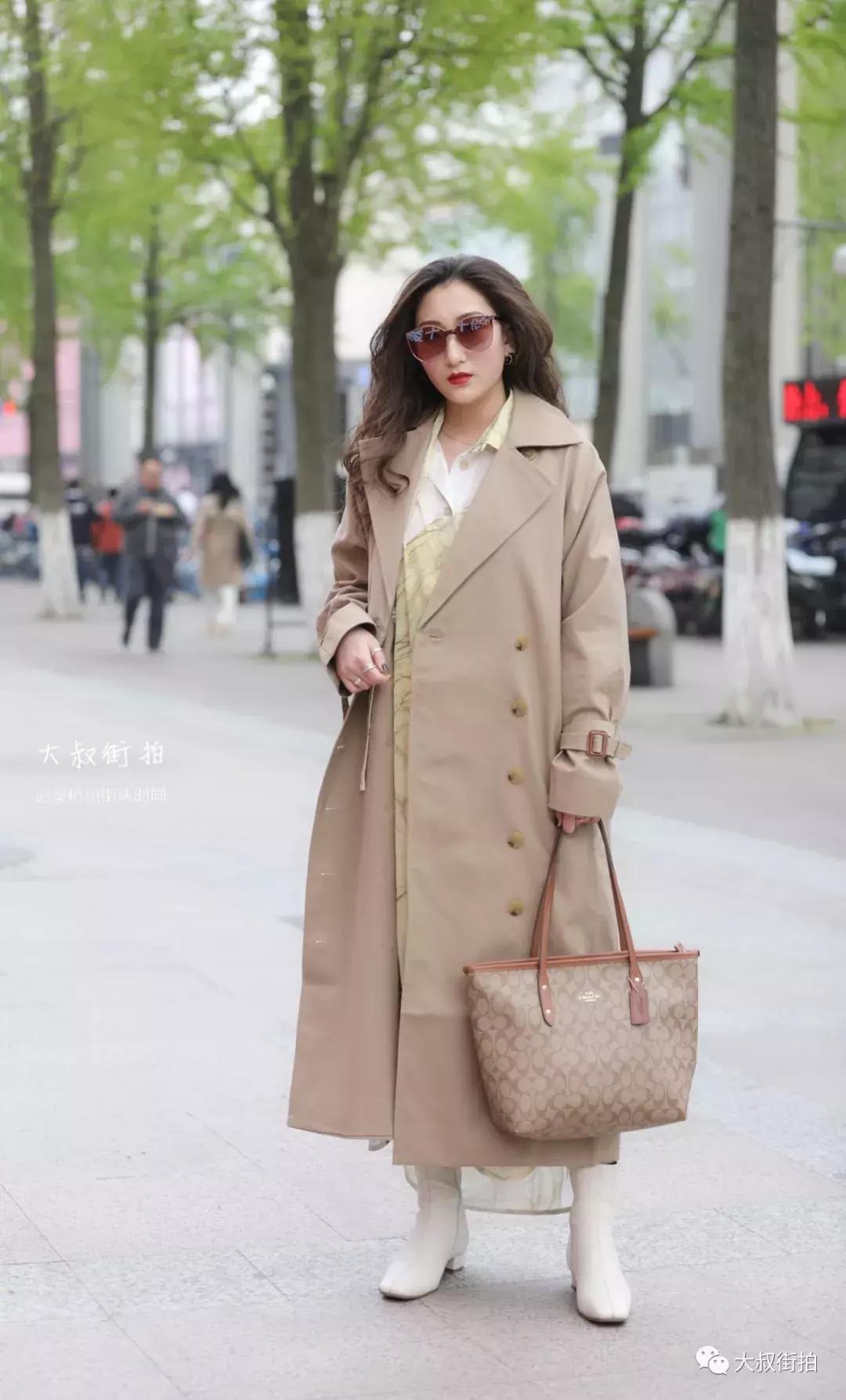 牛仔裤配休闲西装大叔,大叔西装街拍