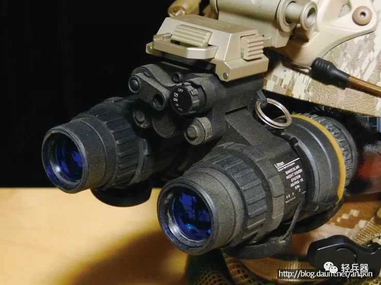 微光增强夜视仪,微光夜视增强器