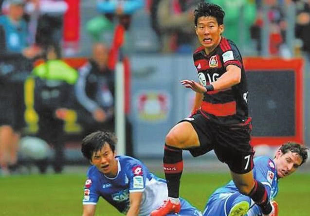 被嘲讽白斩鸡,白斩鸡被怼恼羞成怒