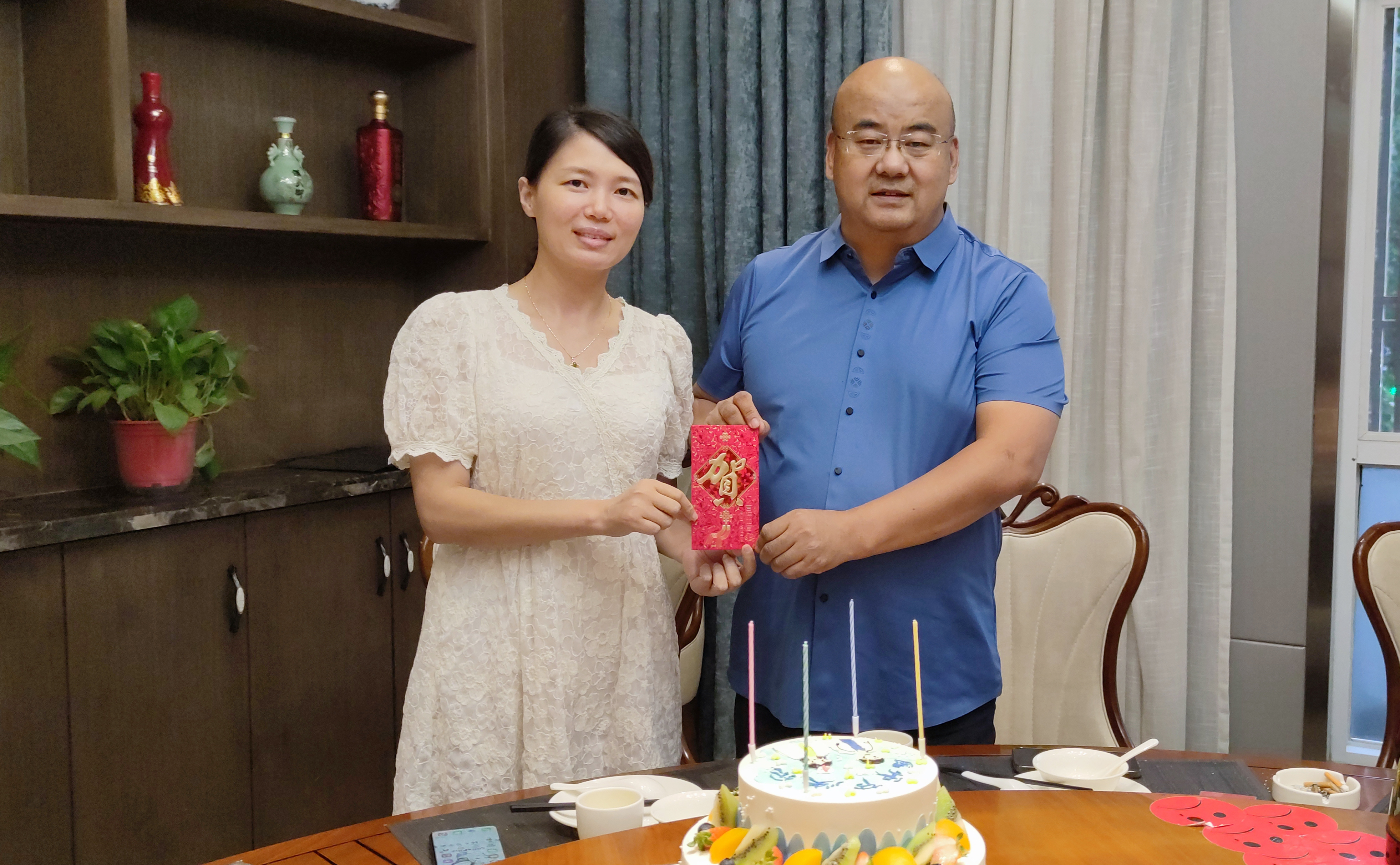 【荣誉】渭南海成皮肤专科医院李卓雅医师受表彰