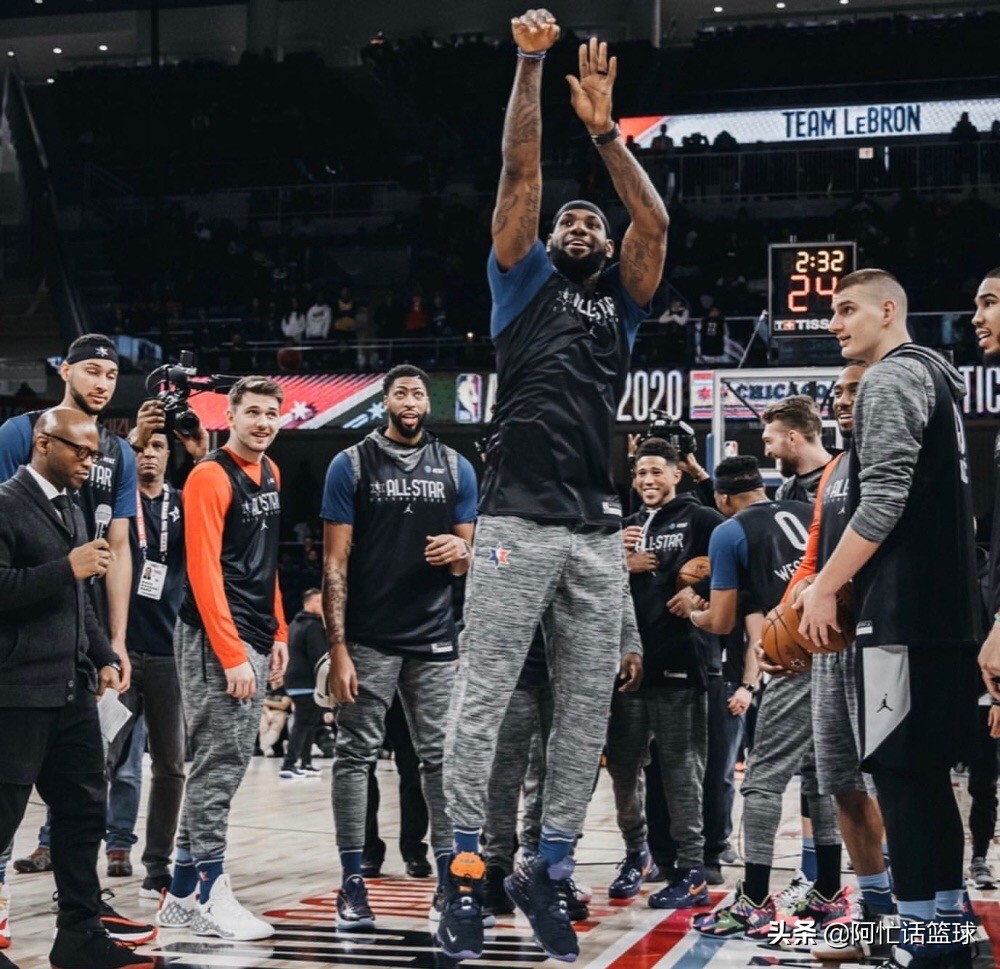 nba球星为詹姆斯抱不平,湖人快船赛后对詹姆斯评价