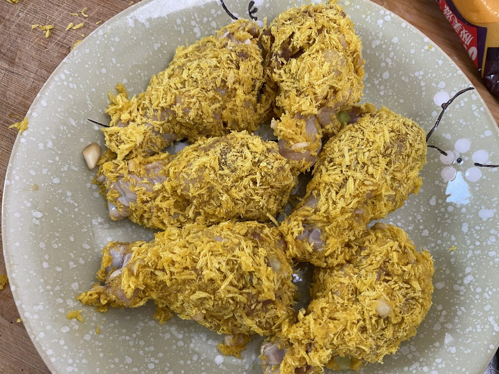 炸鸡腿裹普通面粉,炸鸡腿裹粉用什么淀粉