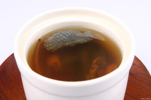 红参红枣枸杞乌鸡汤小孩可以吃,当归黄芪党参红枣枸杞乌鸡汤