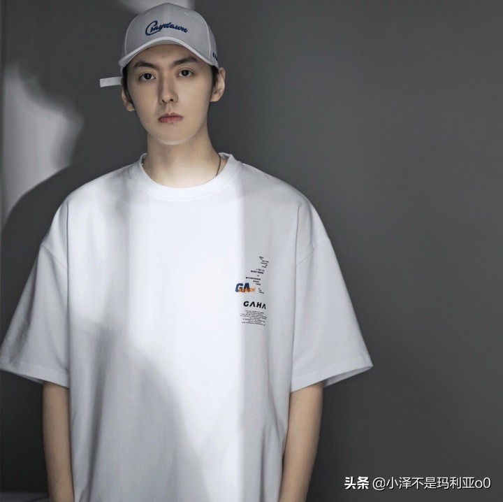 男士穿衣搭配成熟型男风男装,男士衣服穿搭店铺推荐秋冬