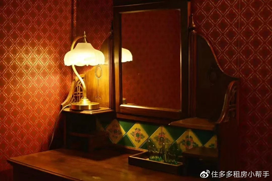 不管是出租屋还是自己存款买的小房住的舒心才是生活