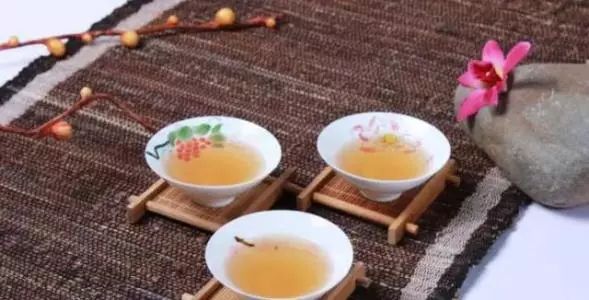 建议常喝这4款茶,生活小技巧解决日常烦恼的5种茶