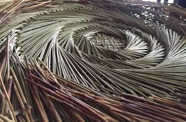 靠卖包子一年就赚了10个亿,只卖包子一天能卖多少钱