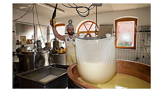 1瓶牛奶含钙量,乳钙销量排行榜