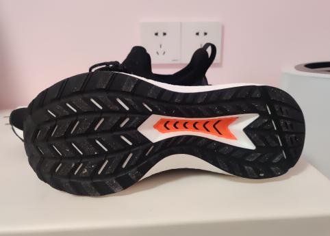 小米运动鞋对比评测,阿迪ultraboost运动鞋耐克