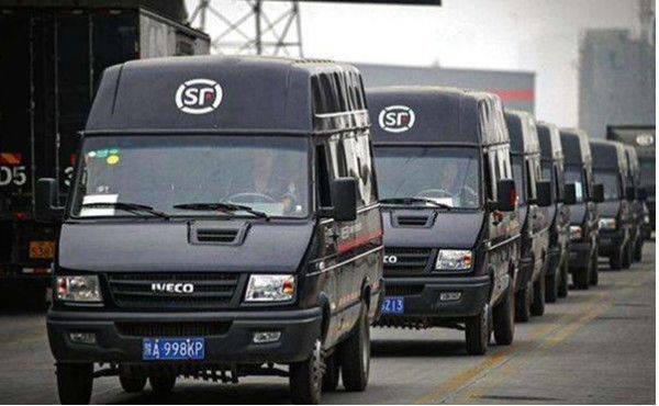 顺丰快递退货商家拒收邮费谁出,网购退货时商家不回复