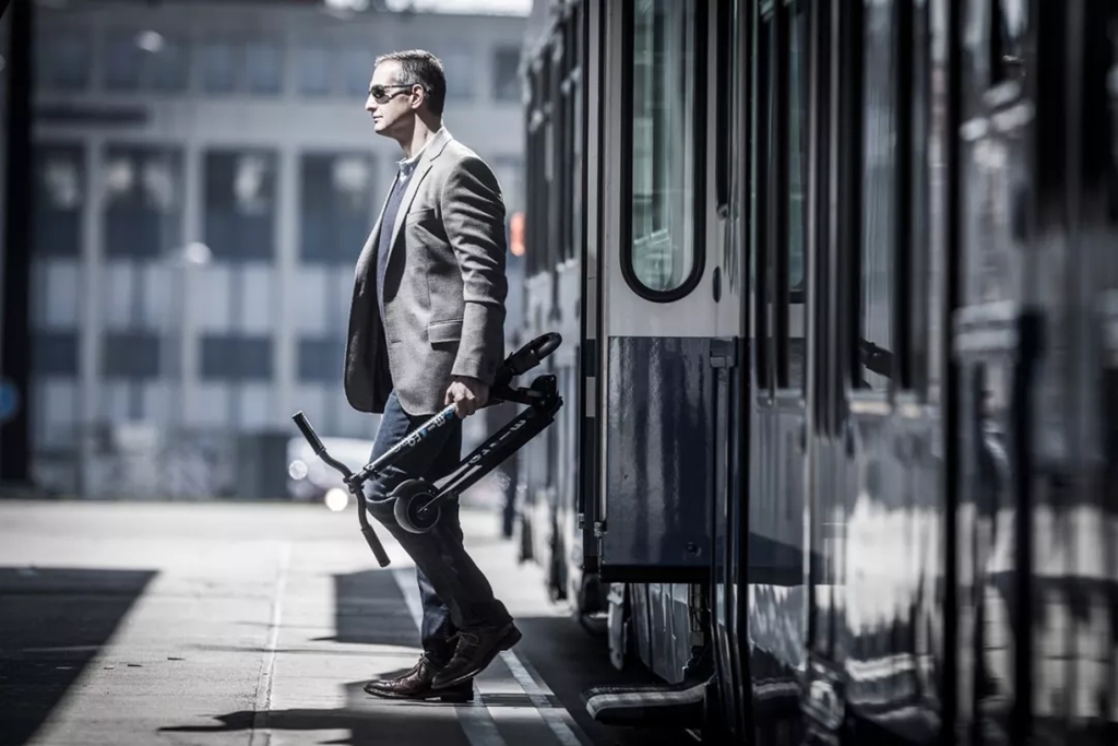 瑞士迈古电动滑板车,瑞士迈古米成人滑板车