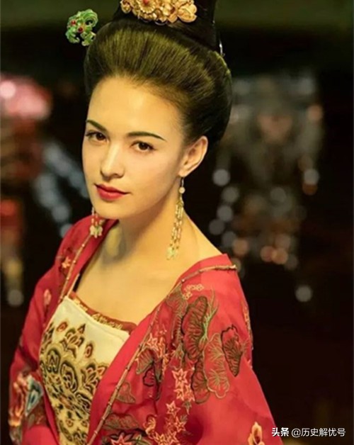 李白清平调杨贵妃,清平调李白为杨贵妃作诗