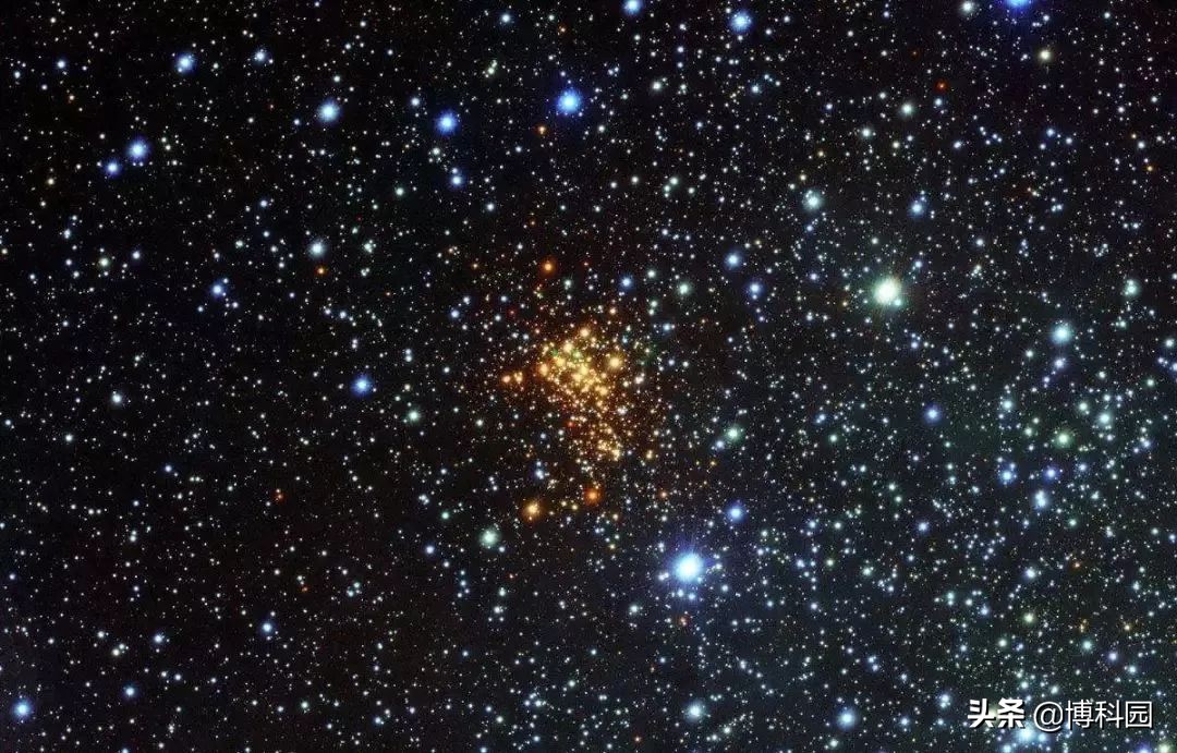 2万五千光年之外的球状星团,宇宙银河系发现球状星团