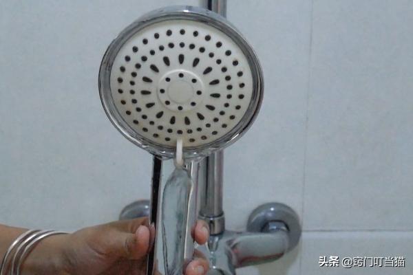 淋浴喷头堵塞解决方法拆开,小淋浴喷头堵了怎么修