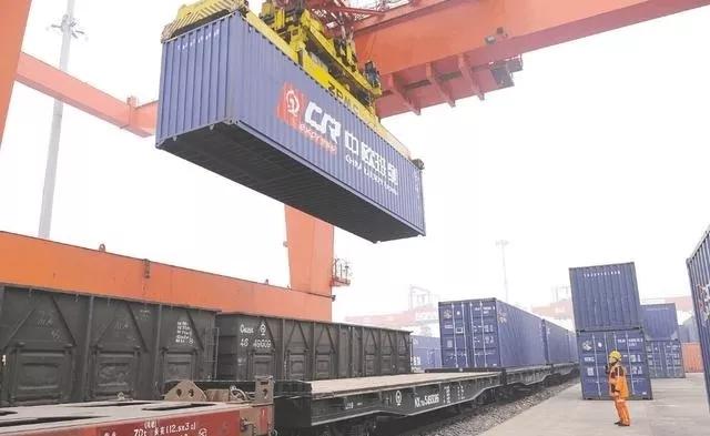 战“疫”中复工前进！中欧公共班列（合肥-诺伊斯）今日鸣笛发车