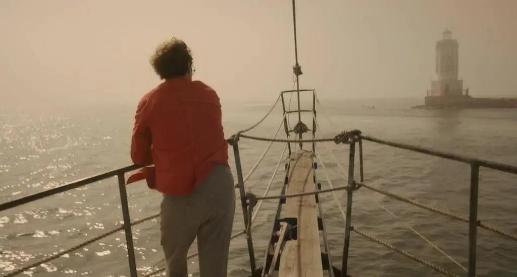 《她》：爱需要开放，也应该深沉