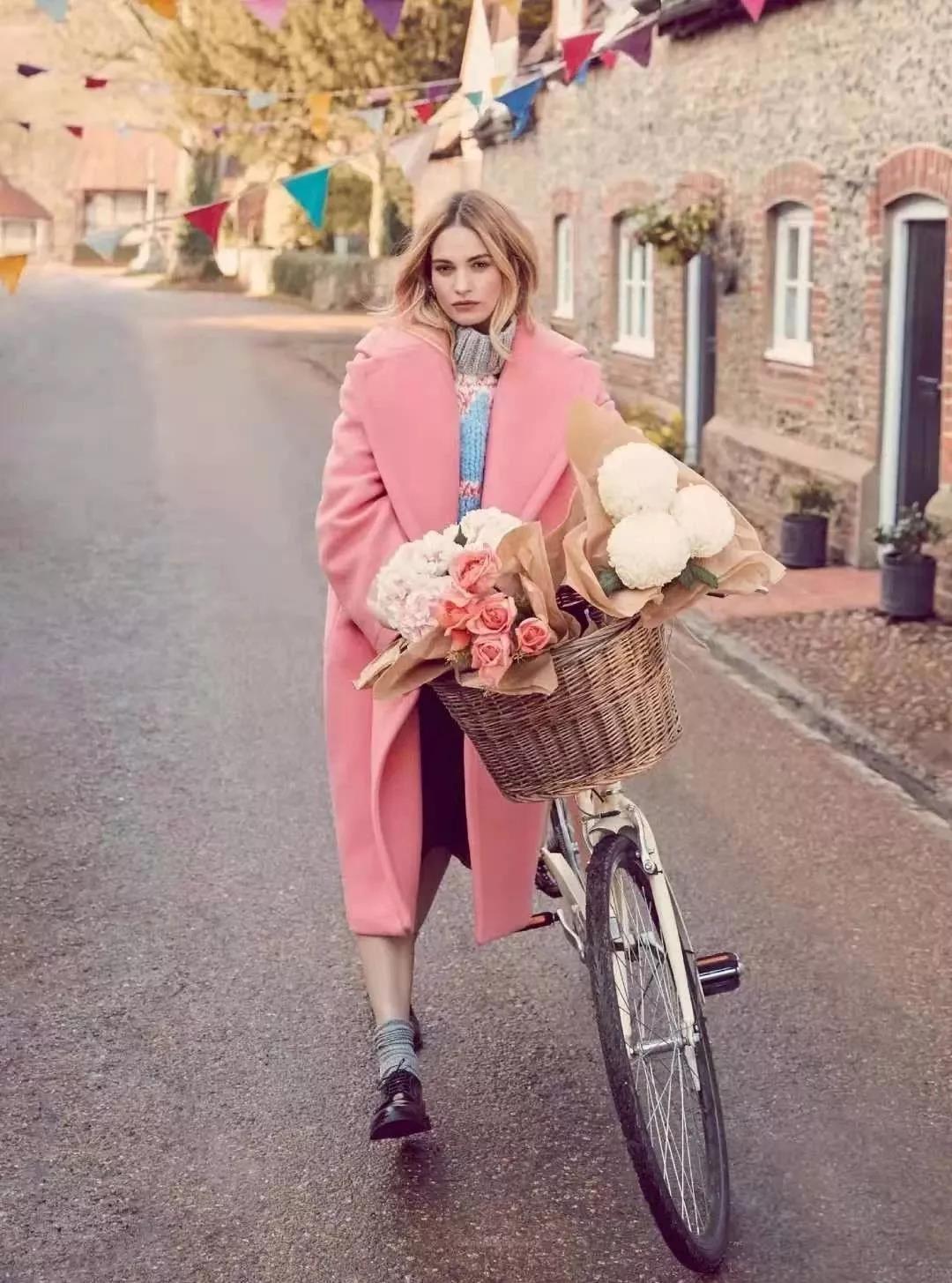 100%聚酯纤维加绒加厚的保暖面料,秋冬啥面料总穿不过时