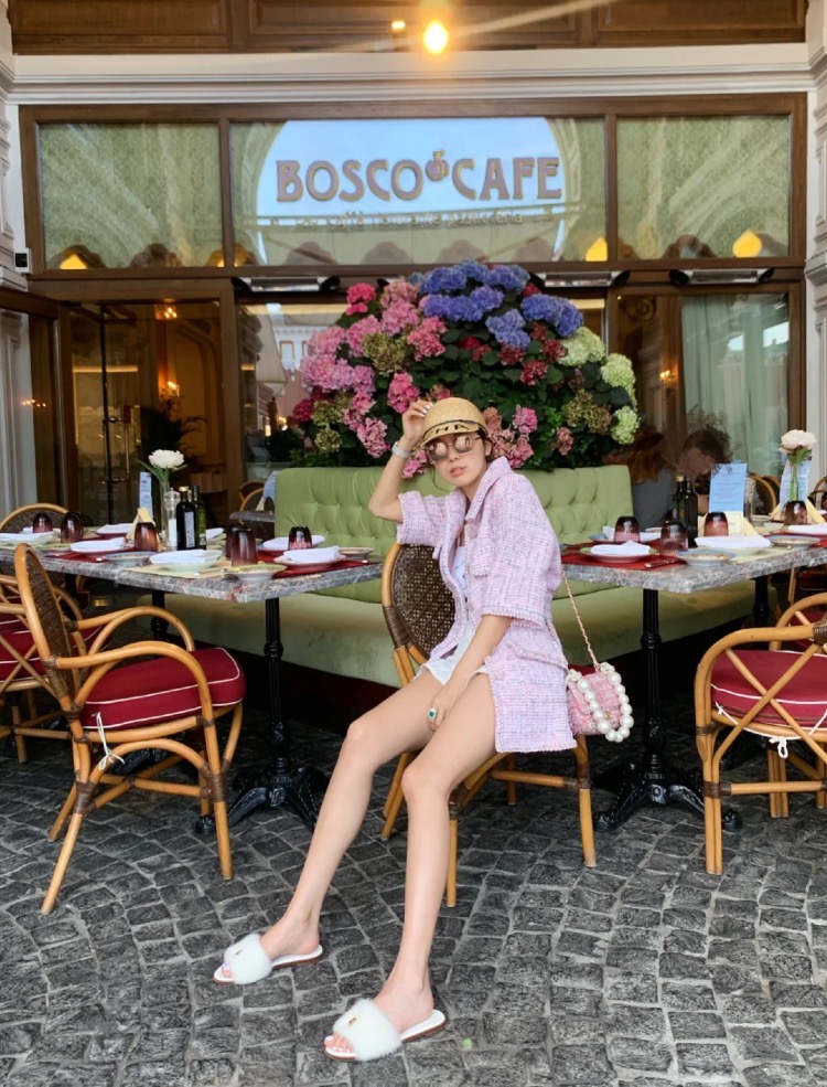 王思聪1000多万的衣服,王思聪三十万的衣服