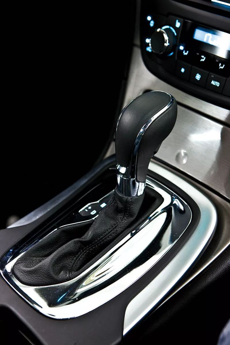 2011年别克君威顶配怎么样,中国年度车型