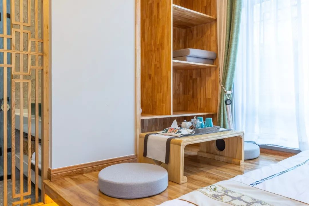 秋景徒步、汗蒸唱K,吃满族特色二八席,最适合团建的怀柔秘境