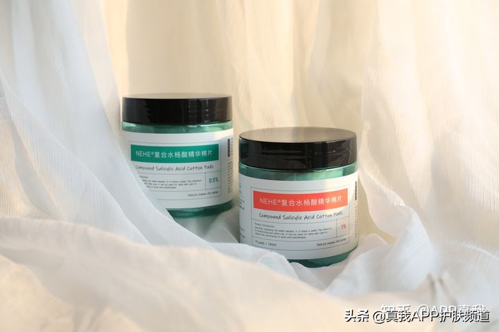 毛孔粗大黑头多脸爱出油怎么解决,毛孔粗大有黑头适合用什么洗面奶