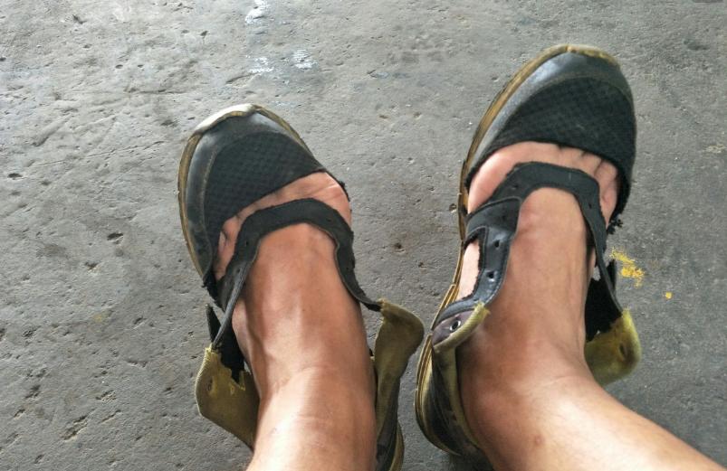 孩子个子矮但发育太快怎么办,小孩脚短说明个子不高