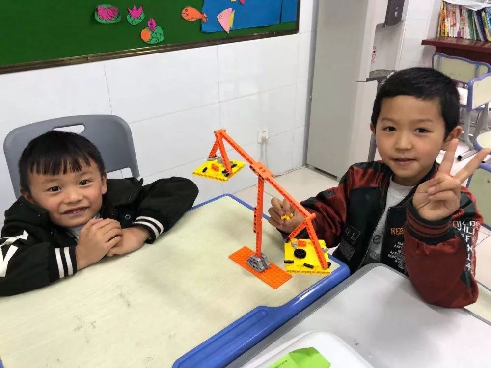 ai机器人课程小学,青少年ai机器人培训