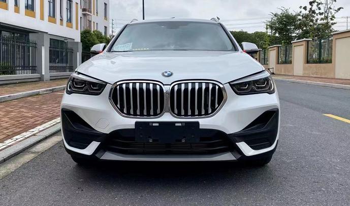 不一样的体验全新宝马x1实拍,宝马x110年值得多少钱