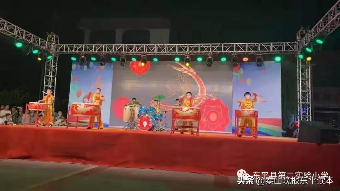 二年级小记者活动,小记者实践活动收获