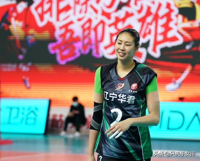 详解女排运动装备，越了解越心疼，颜妮成示范，朱婷令人欣慰