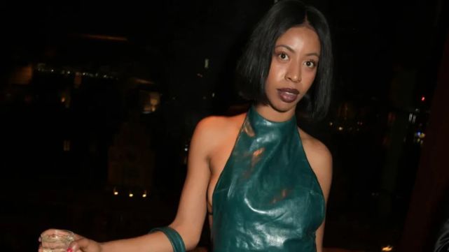 yeezygap联名在哪发售,yeezyxgapxbalenciaga三方联名款棉服