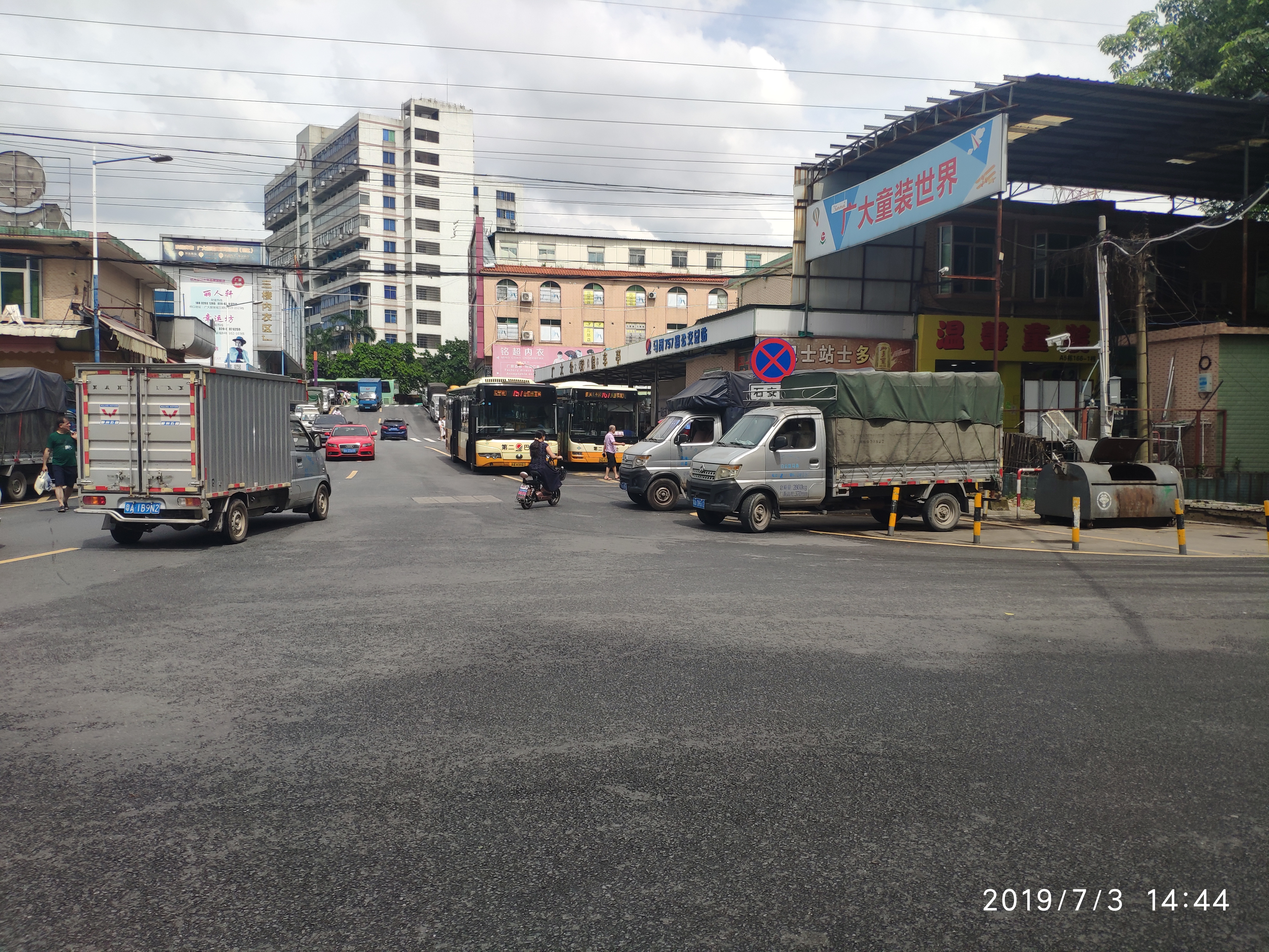 新手开服装店进货拿什么码的衣服,开服装店的进货渠道有哪些