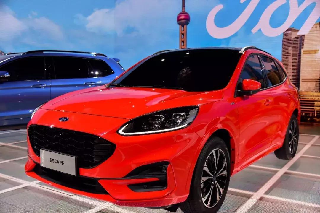 全新合资SUV车型，搭载1.5T和2.0T发动机，油耗低至6.4L/100km