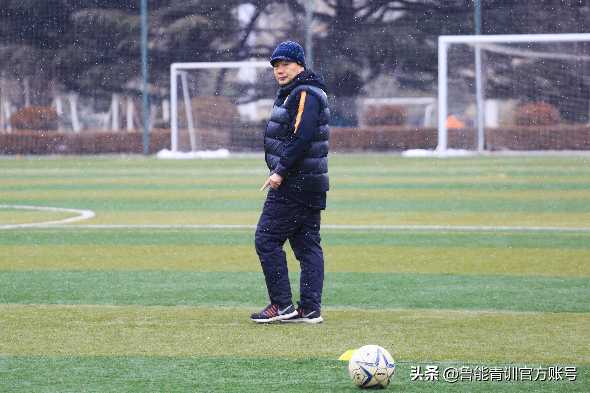 寮犳稕椴佽兘瓒虫牎鏁欏瑙嗛,寮犳稕椴佽兘瓒虫牎鏁欑粌