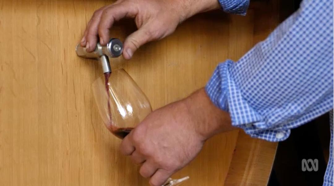 又一澳洲热门产品受阻！澳媒：澳洲留学业务遭中国中介叫停