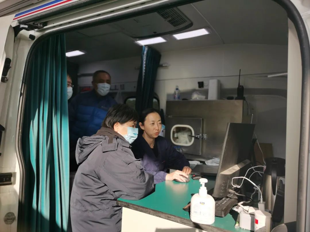 严把疫情防控守好节后返工潮关口,严把防疫关合力战疫情