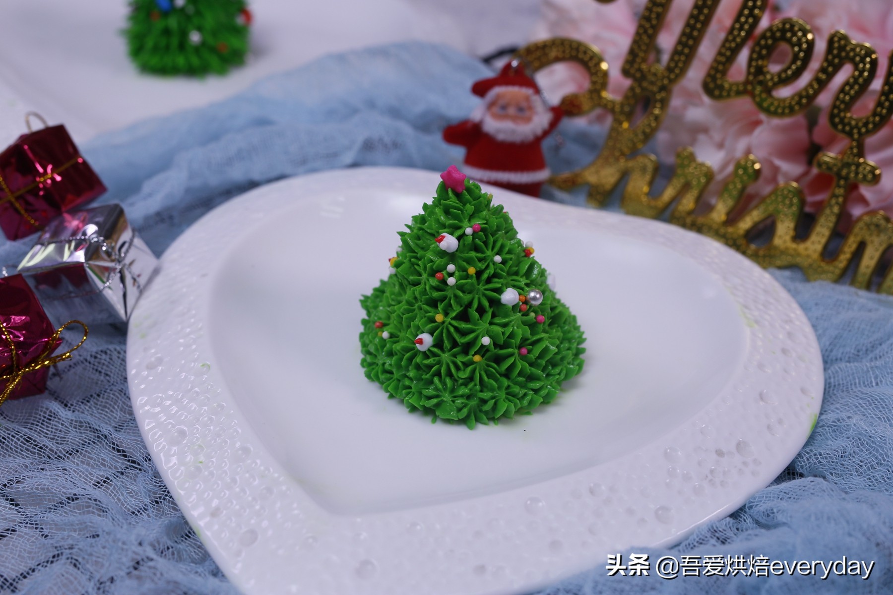 6寸草莓圣诞树蛋糕奶油的做法,圣诞节圣诞树怎么做