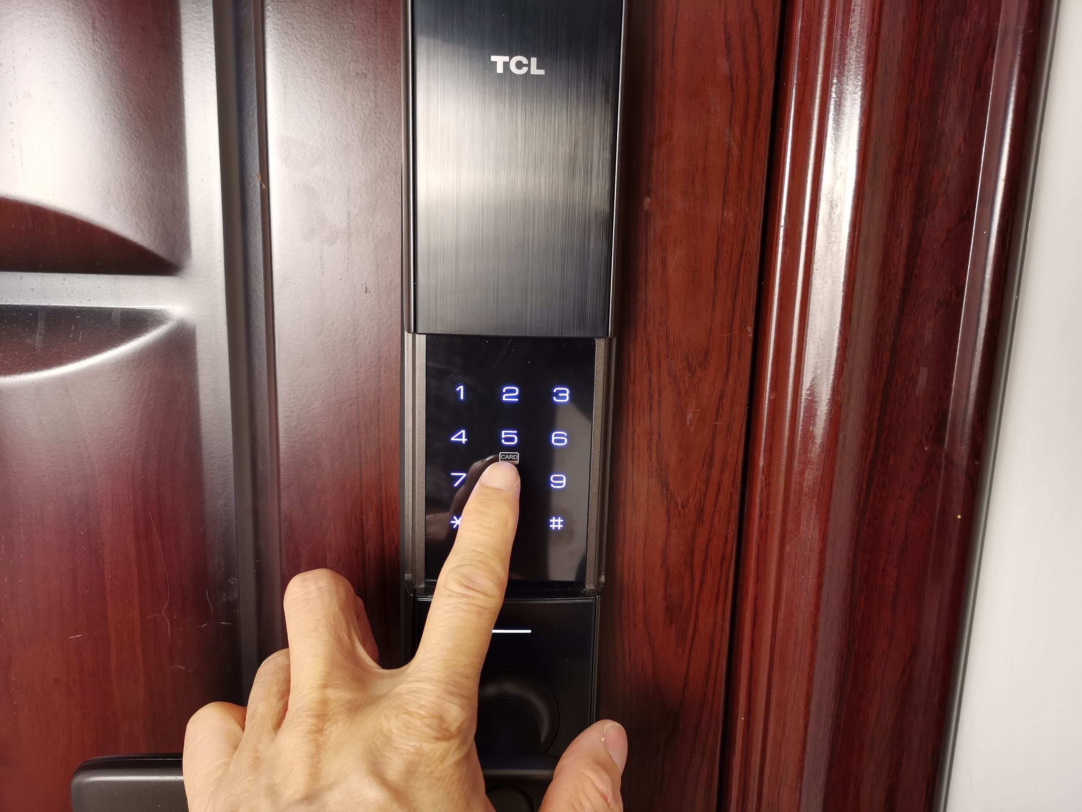 普通消费者怎样选门窗,小米智能门锁如何选择