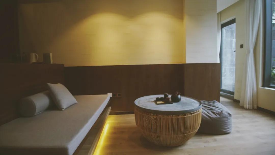 森林秘境的温泉,森林里野奢温泉度假酒店下午茶